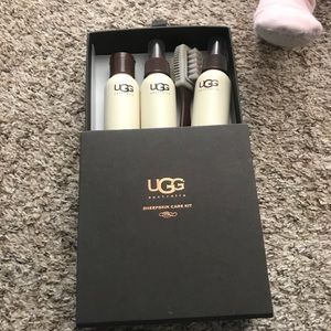 Ugg Sheepskin care kit